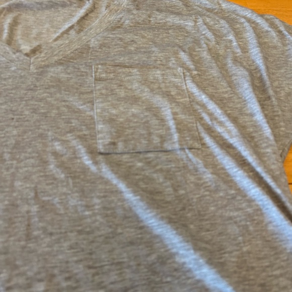 Gray rolled sleeve v-neck top - Picture 3 of 6